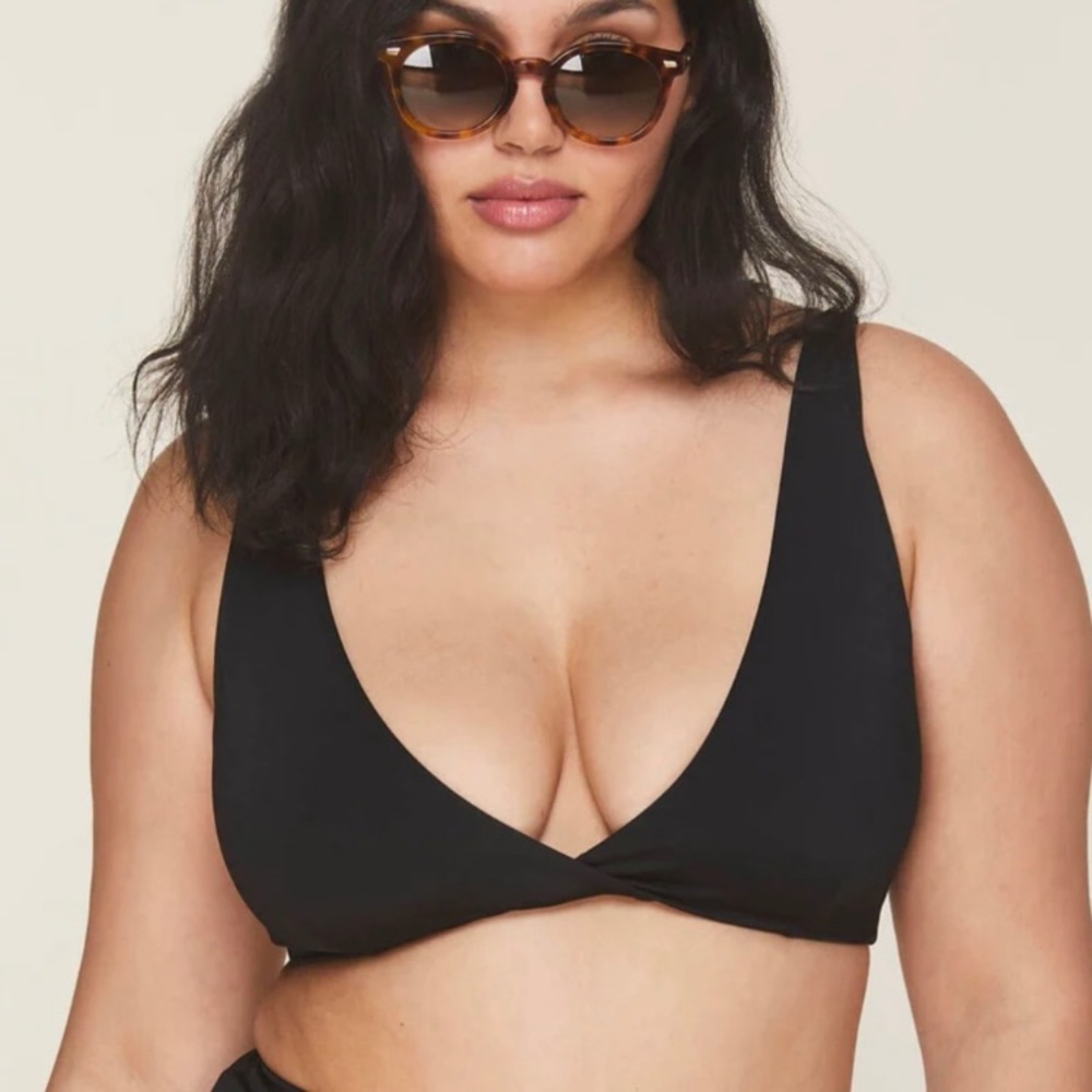 Andie The Belmar Black Bathing Suit Top NWT